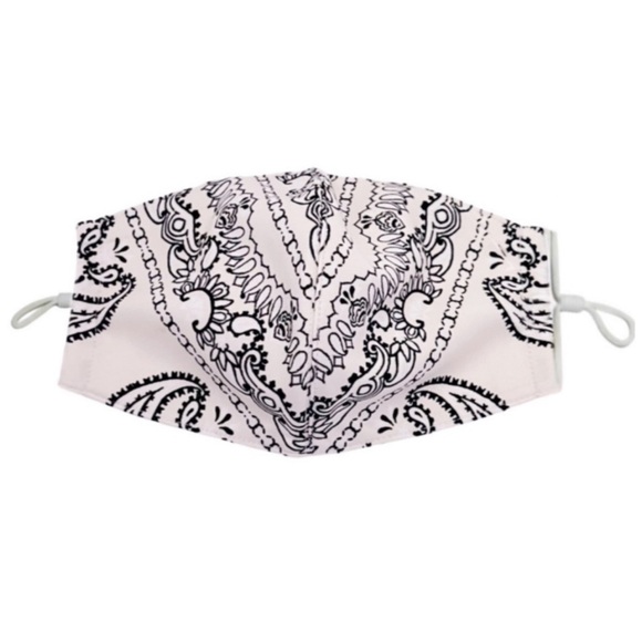 TORY BURCH • Black and White Bandana Style Face Mask Covering - Picture 1 of 3
